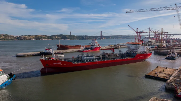 Etrusco leaving drydock from Navalrocha